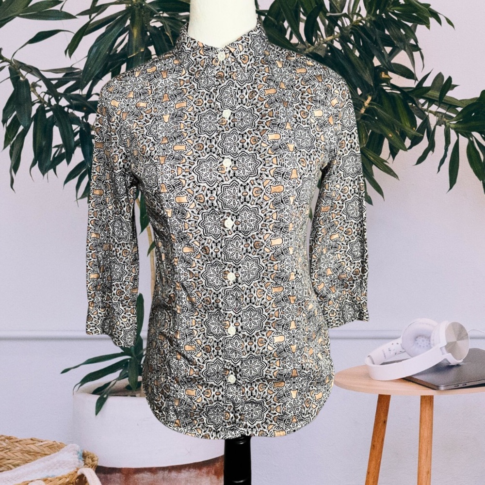 Dana Buchman Geometric Button Down Shirt